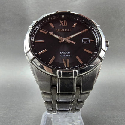 Seiko Solar Watch Men 38mm Black Dial Silver Tone Date Round V157-0AM0 Works L5