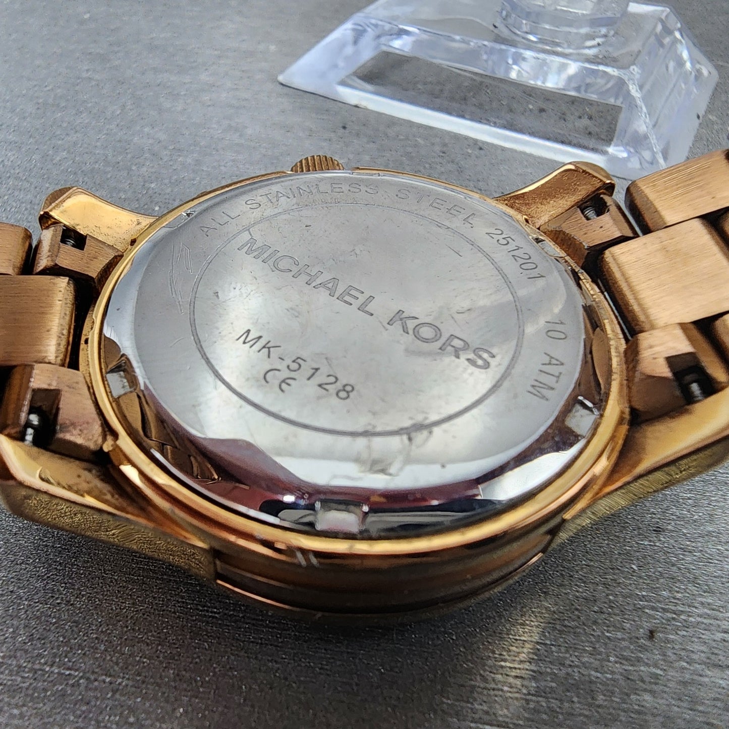 Michael Kors Runway Chronograph Watch Women 38mm Rose Dial Rose Gold Tone NewBat9