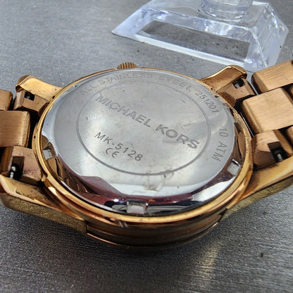 Michael Kors Runway Chronograph Watch Women 38mm Rose Dial Rose Gold Tone NewBat9