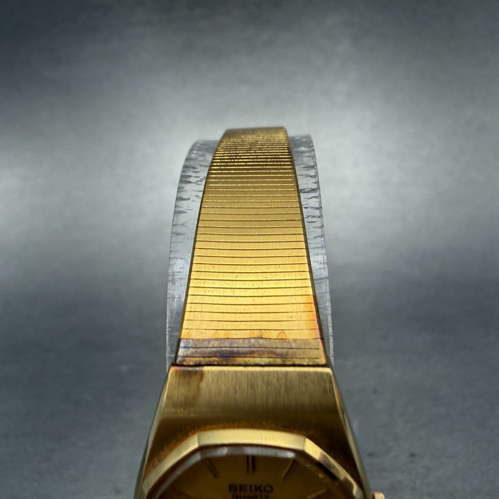 Seiko Watch Women 19mm Gold Dial Gold Tone Round 5420-5099 New Battery NOS4