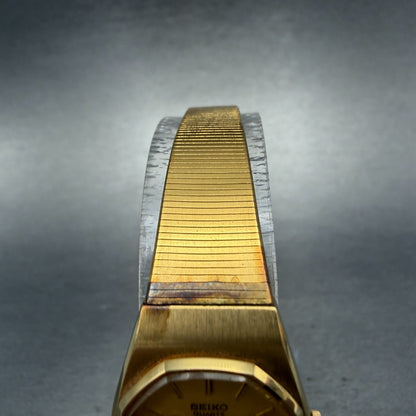 Seiko Watch Women 19mm Gold Dial Gold Tone Round 5420-5099 New Battery NOS4