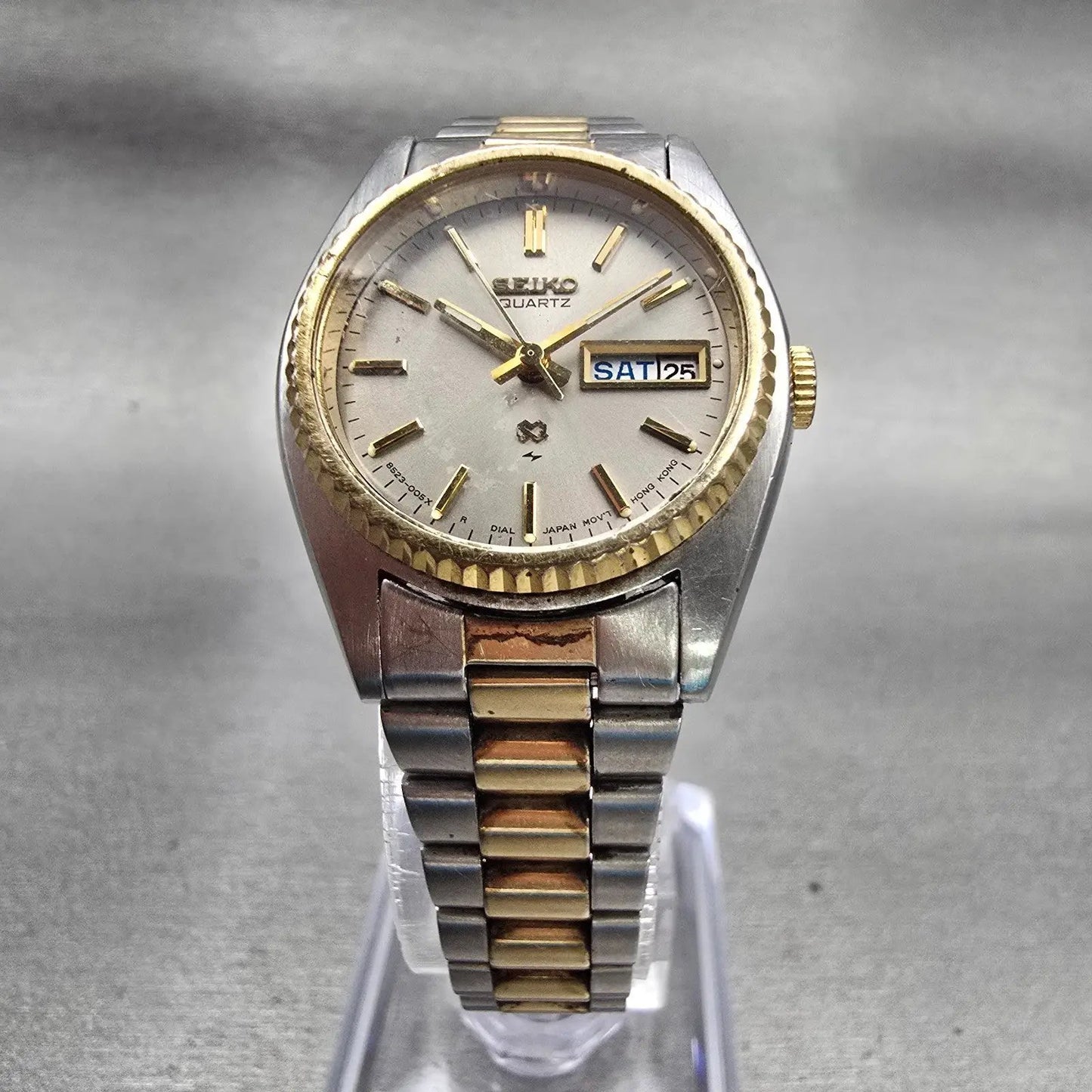 Seiko SQ Watch Women 24mm Silver Dial Two Tone Daydate Round 8523-0050 New BattF5