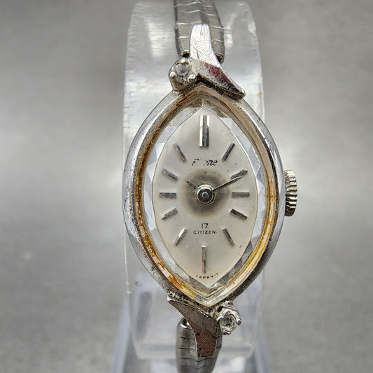 Citizen Fine Citizen Watch Women 14mm Silver Dial Silver Tone Oval Manual Runs0