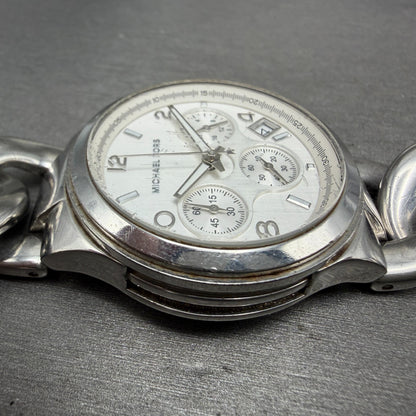 Michael Kors Runway Chronograph Watch Women 38mm Silver Dial Silver Tone NewBatt5