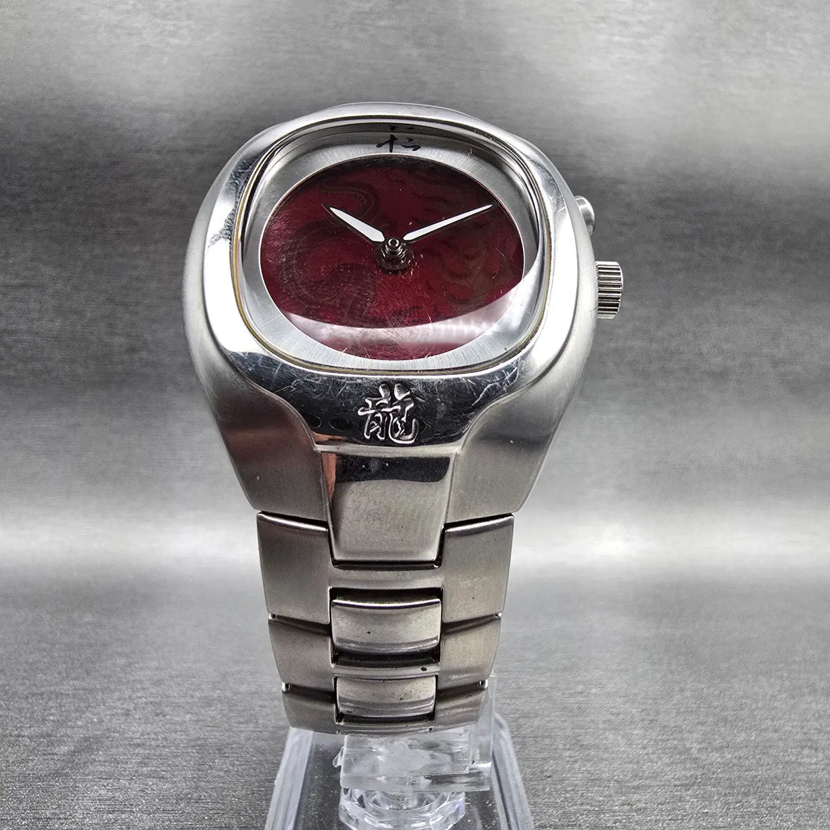 Fossil Big Tic Dragon Watch Men 38mm Red Dial Silver Tone Oval JR-8161 New Batt5