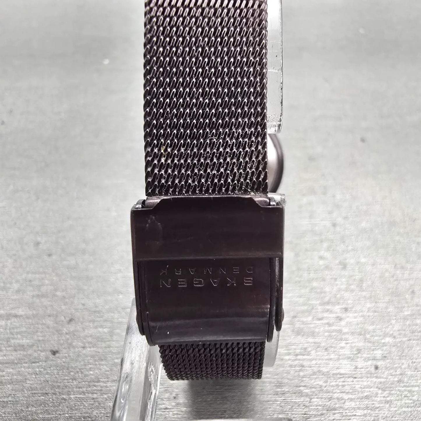 Skagen Denmark Watch Women 25mm MOP Dial Purple Tone Round 107SMMD New Battery7