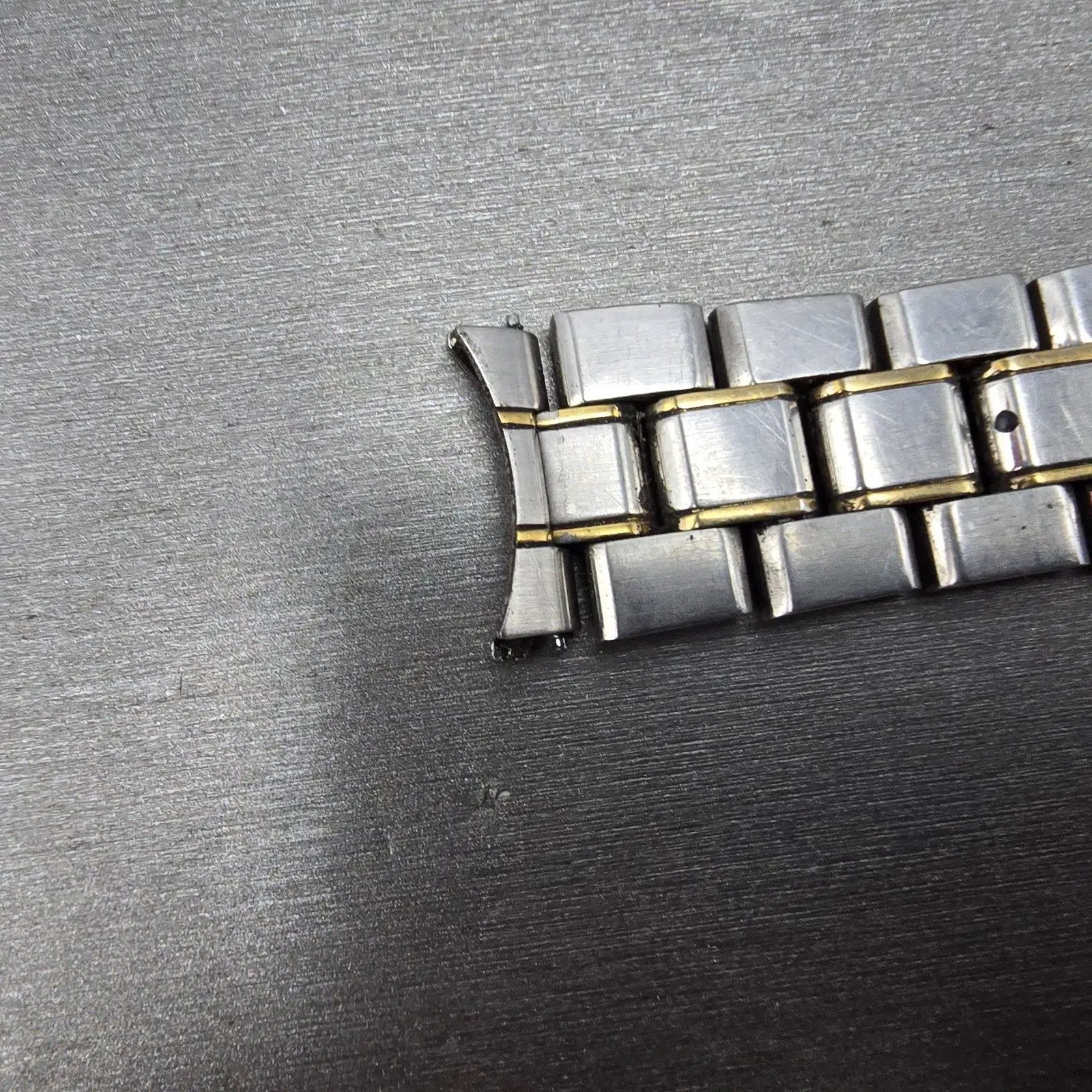 Seiko Bracelet For V742-8119 18mm Stainless Steel Two Tone 4916ZI Vintage4