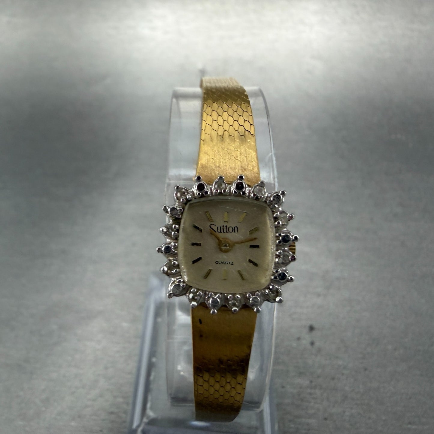 Sutton Watch Women 14mm Champagne Dial Gold Tone Diamond Bezel New Battery VTG0