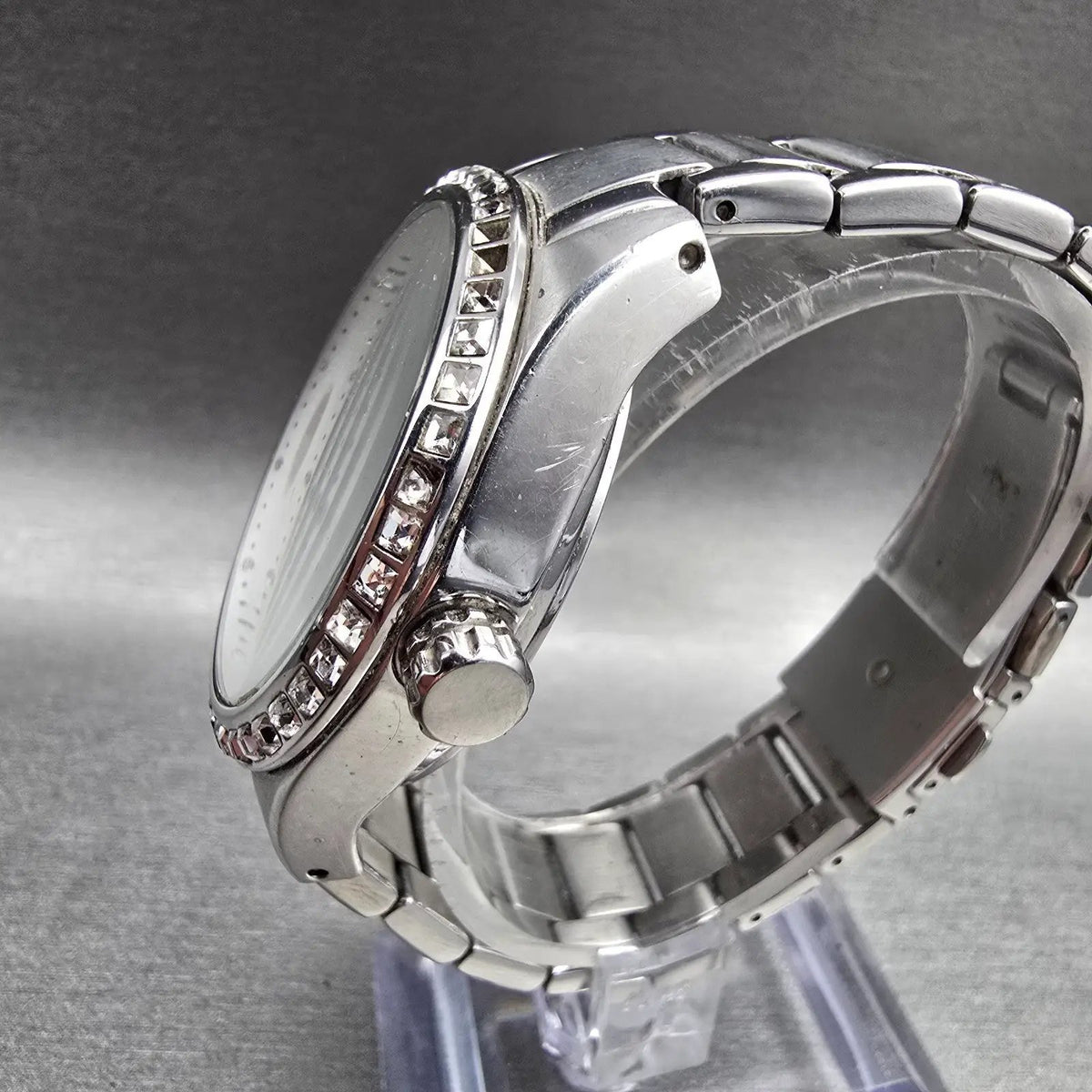 Fossil Watch Women 40mm Silver Dial Silver Tone Daydate Gemmed BQ1066 New Batt2
