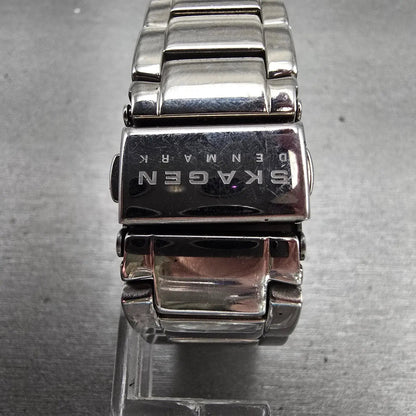Skagen Denmark Watch Women 31mm MOP Dial Silver Tone Rectangle 520SSX New Batt7