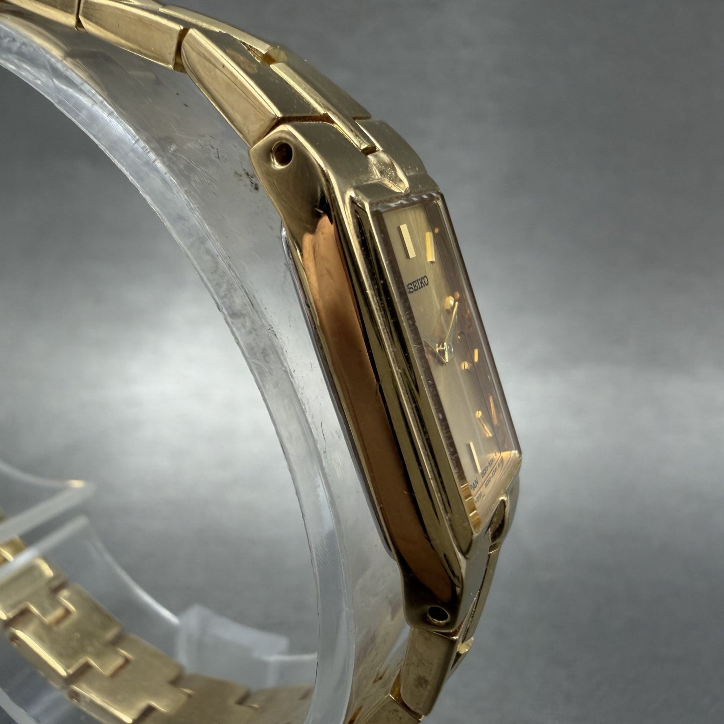 Seiko Tank Watch Women 13mm Champagne Dial Gold Tone Rectangle 2e207479 New Bat3