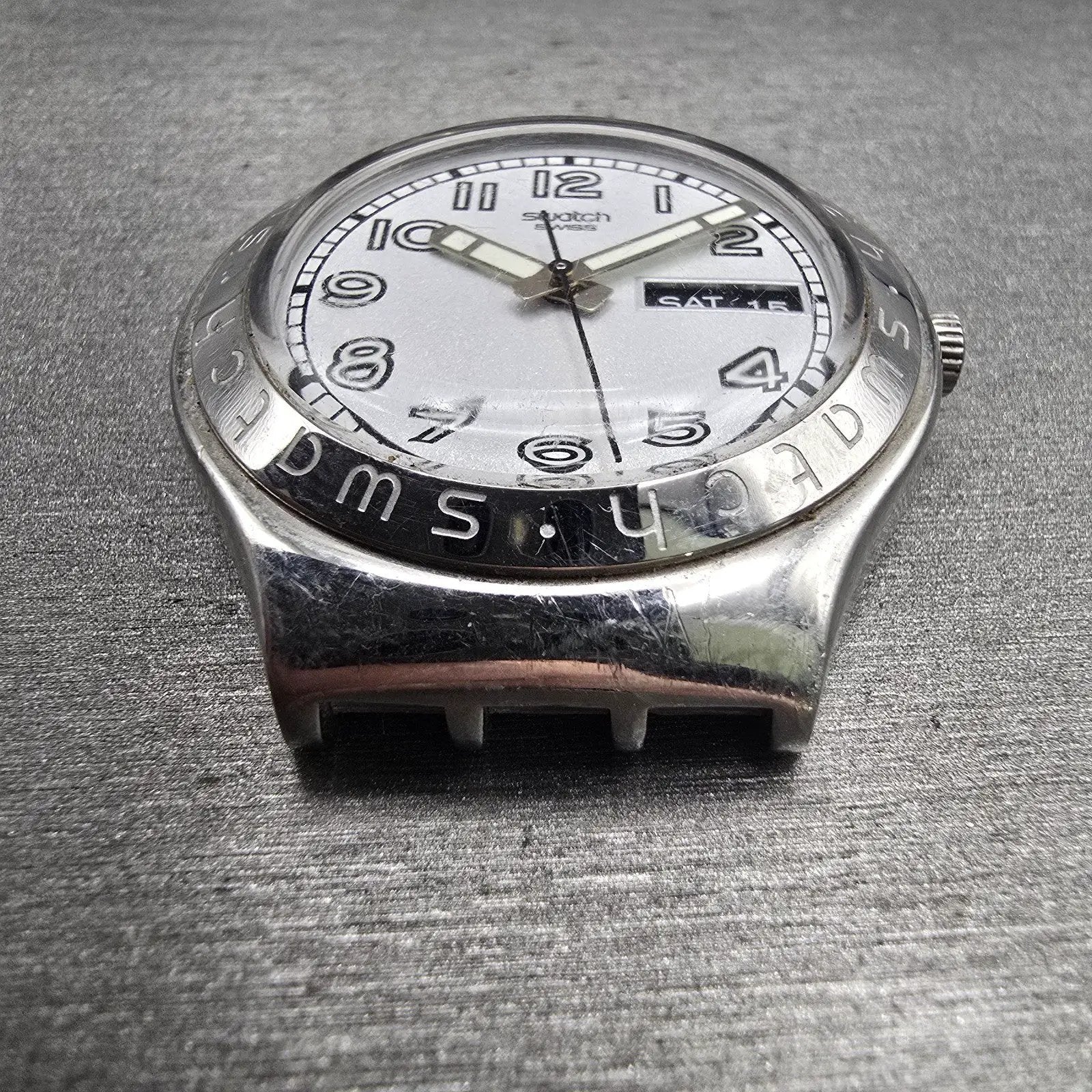 Swatch Irony Casse-Cou Watch Men 37mm Silver Dial Steel YGS732 Daydate New Batt1