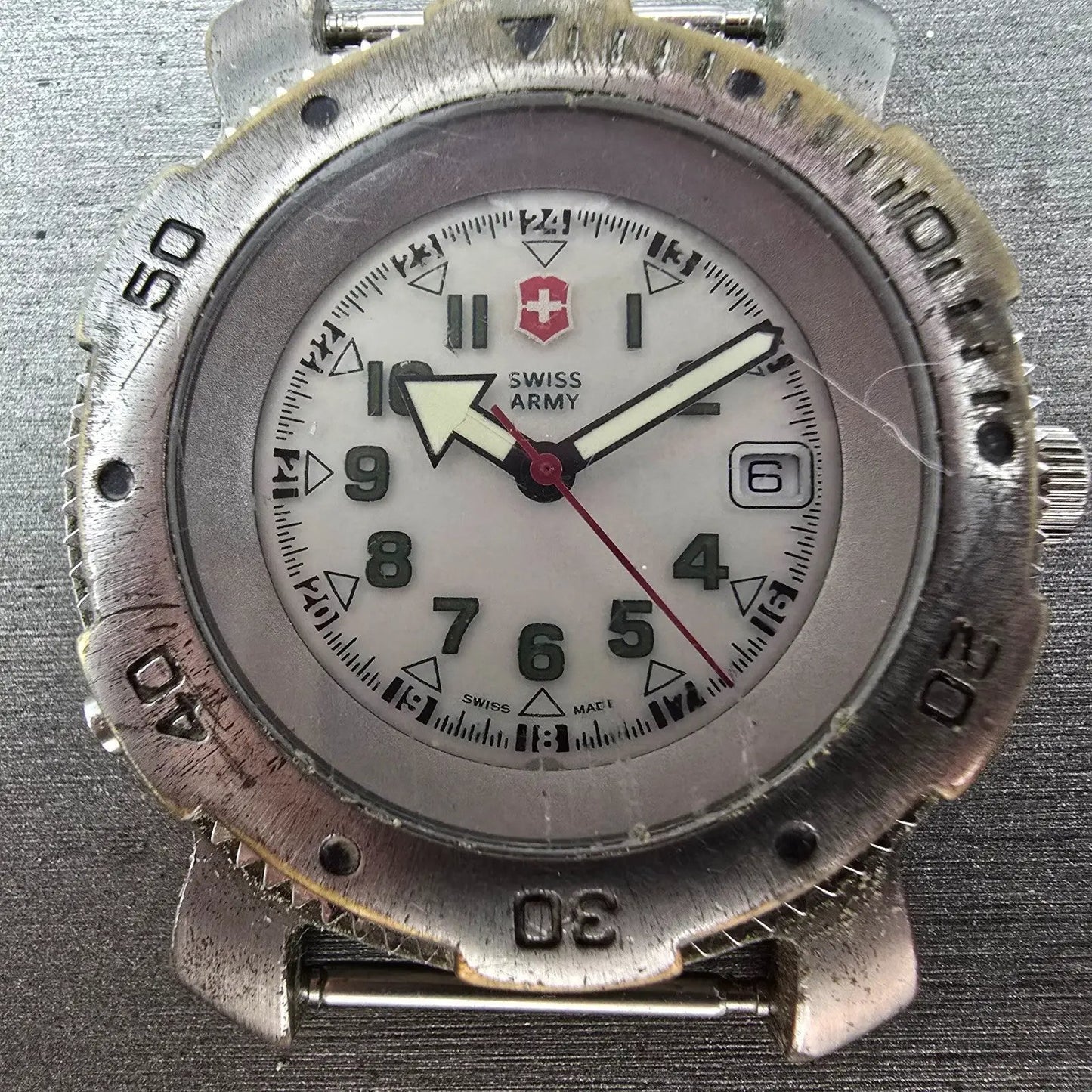Swiss Army Sports Line Watch Men 40mm White Dial Silver Tone Date READ!!! NewBat1