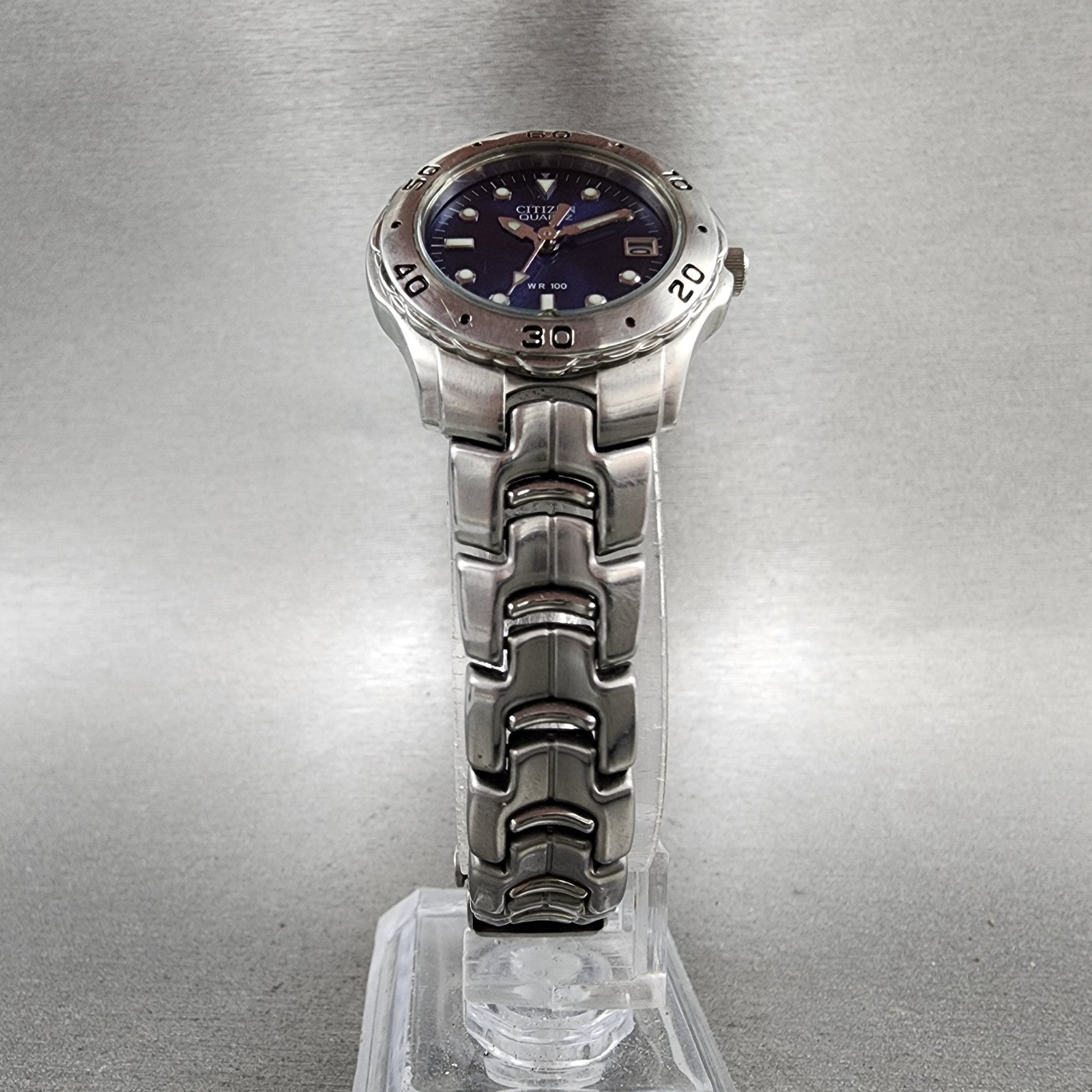 Citizen Dive Watch Women 26mm Blue Dial Silver Tone Date 1012S92316 New Battery5