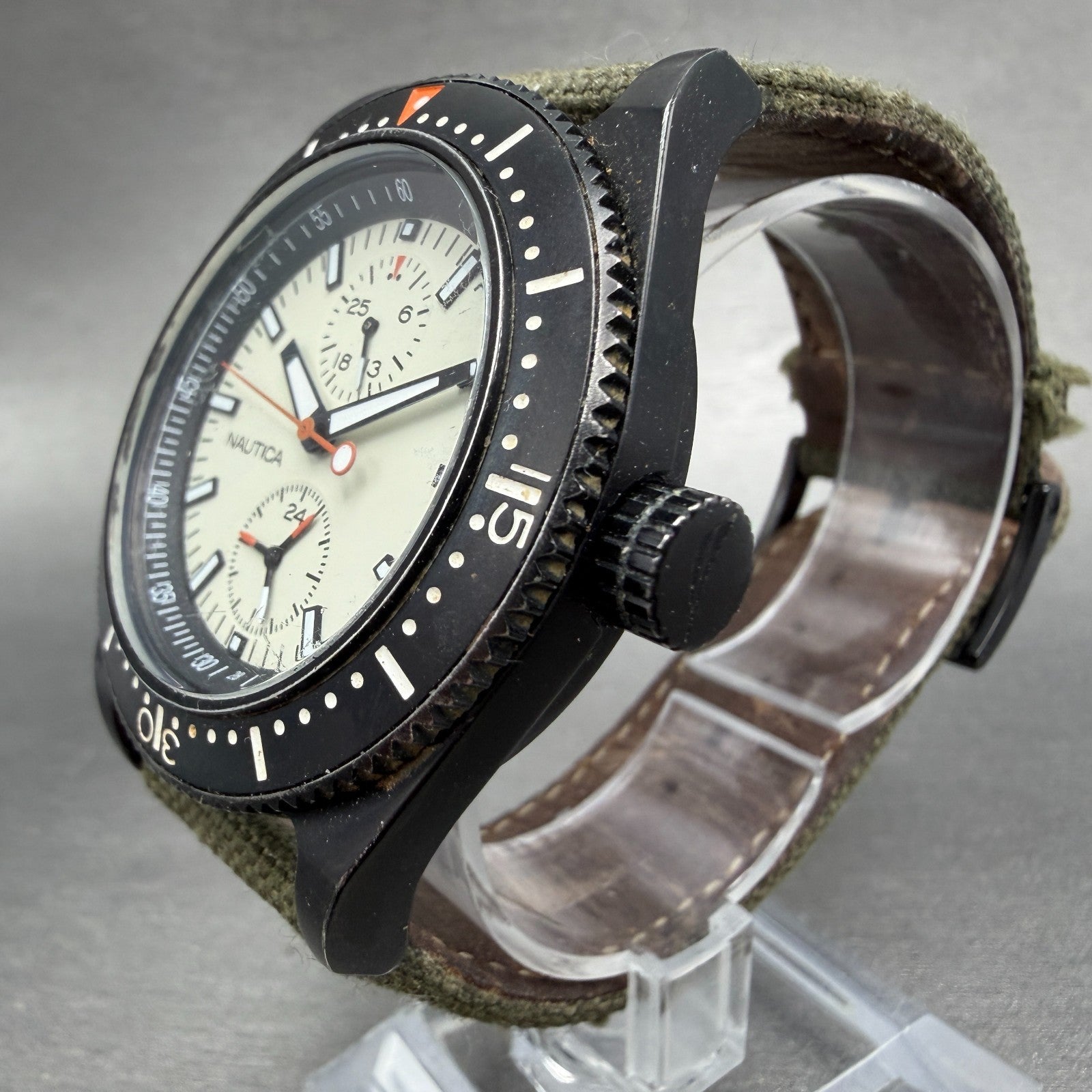 Nautica Dive Watch Men 42mm Cream Dial Black Tone Date Round N11033 New Battery2