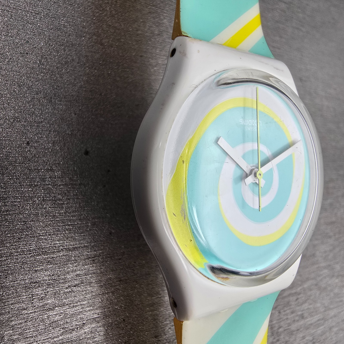 Swatch Peppercane Watch Men 34mm Blue Dial White Case Round GW166 New Batt READ!3