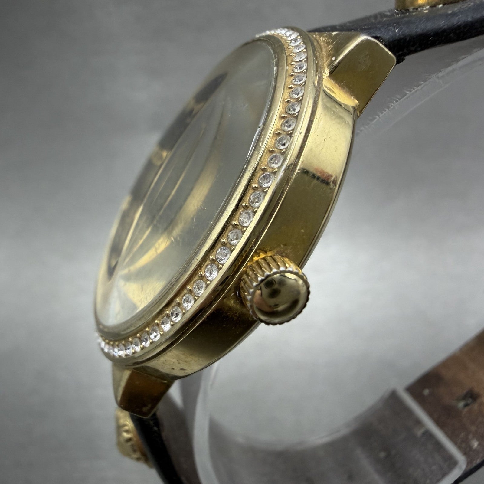 Versus Versace Watch Women 35mm Black Dial Gold Tone Round New Battery2