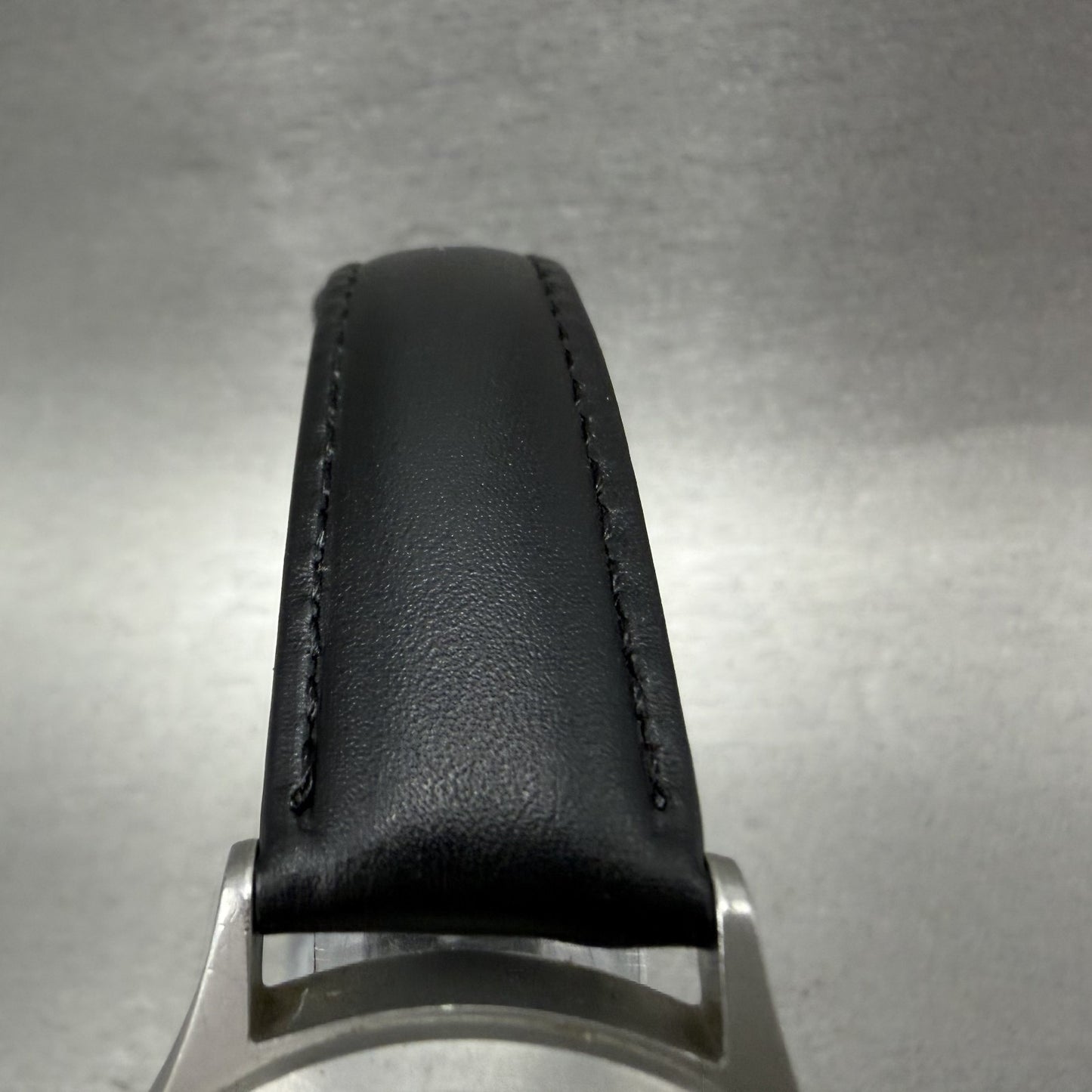 LL Bean Alarm Watch Men 34mm Black Dial Stainless Steel Date Round New BatteryAB4