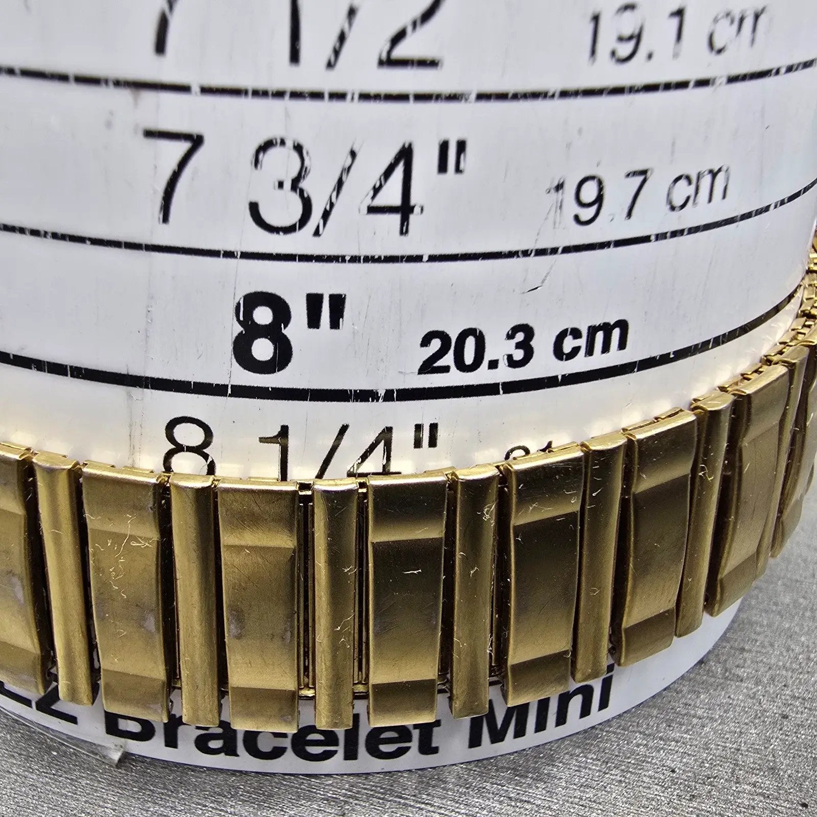 Citizen Eco-Drive Watch Men 38mm Silver Dial Gold Tone Date E111-S022916 Runs10