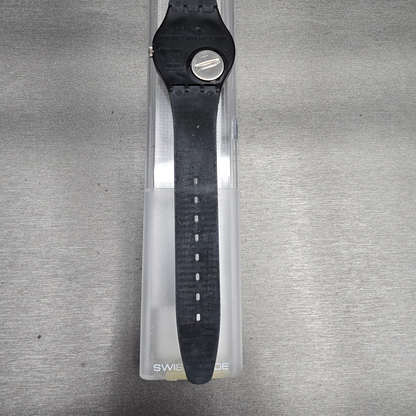 Swatch X-Rated Watch Men 34mm White Dial Black Tone Date GB406 New Battery NOS10