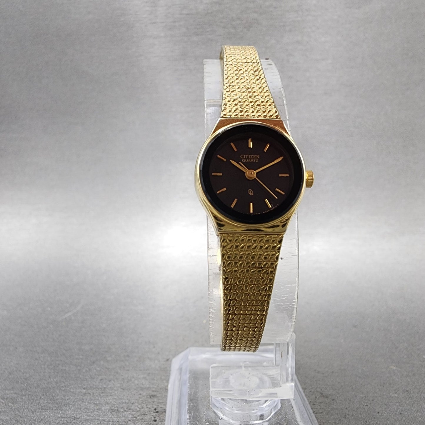 Citizen Watch Women 18mm Black Dial Gold Tone Round 5930R02467 New Battery5