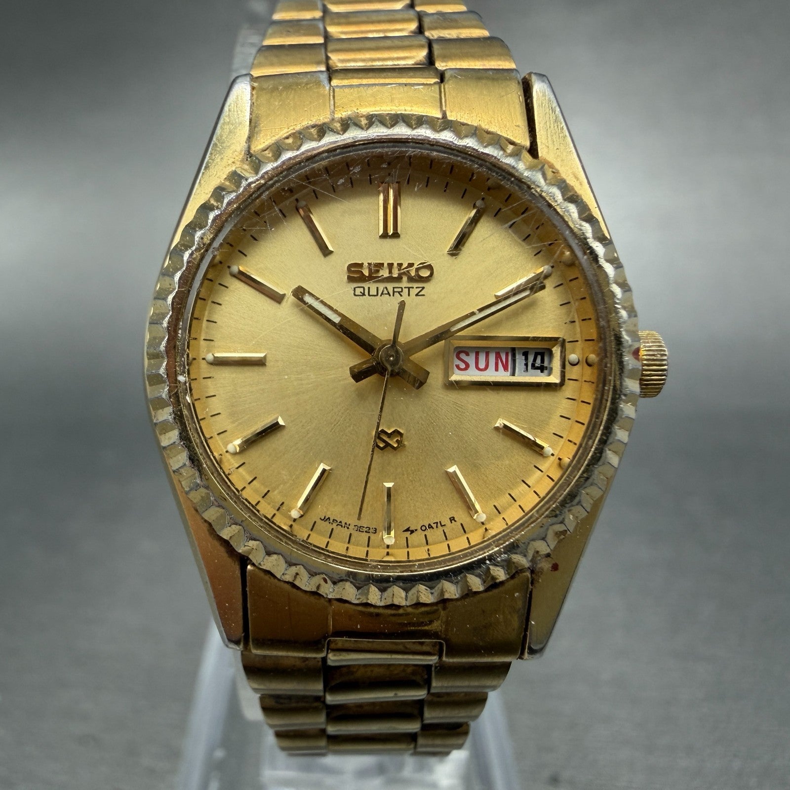 Seiko SQ Watch Women 24mm Gold Dial Gold Tone Daydate Round 3E23-0A60 NewBatt LK0