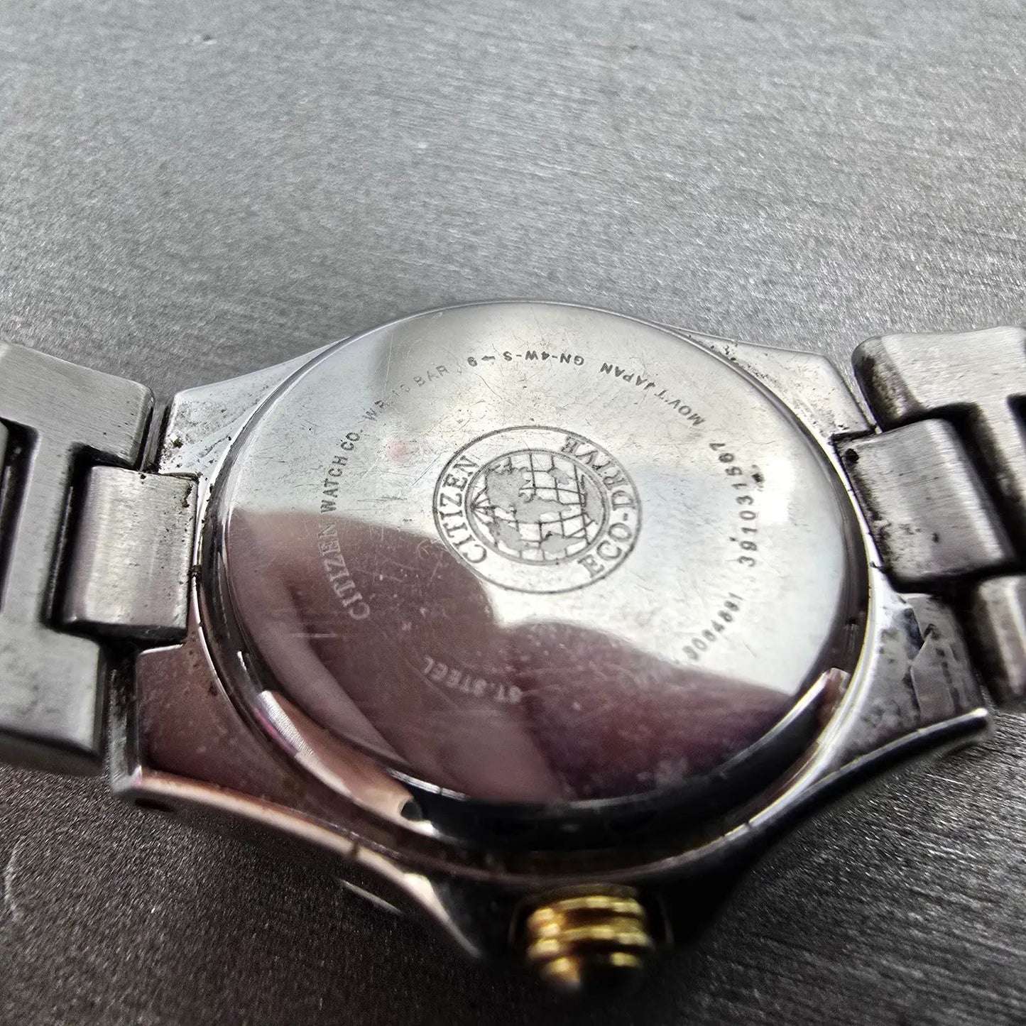 Citizen Eco-Drive Watch Women 26mm MOP Dial Two Tone Date E011-S064881 Runs HJ9