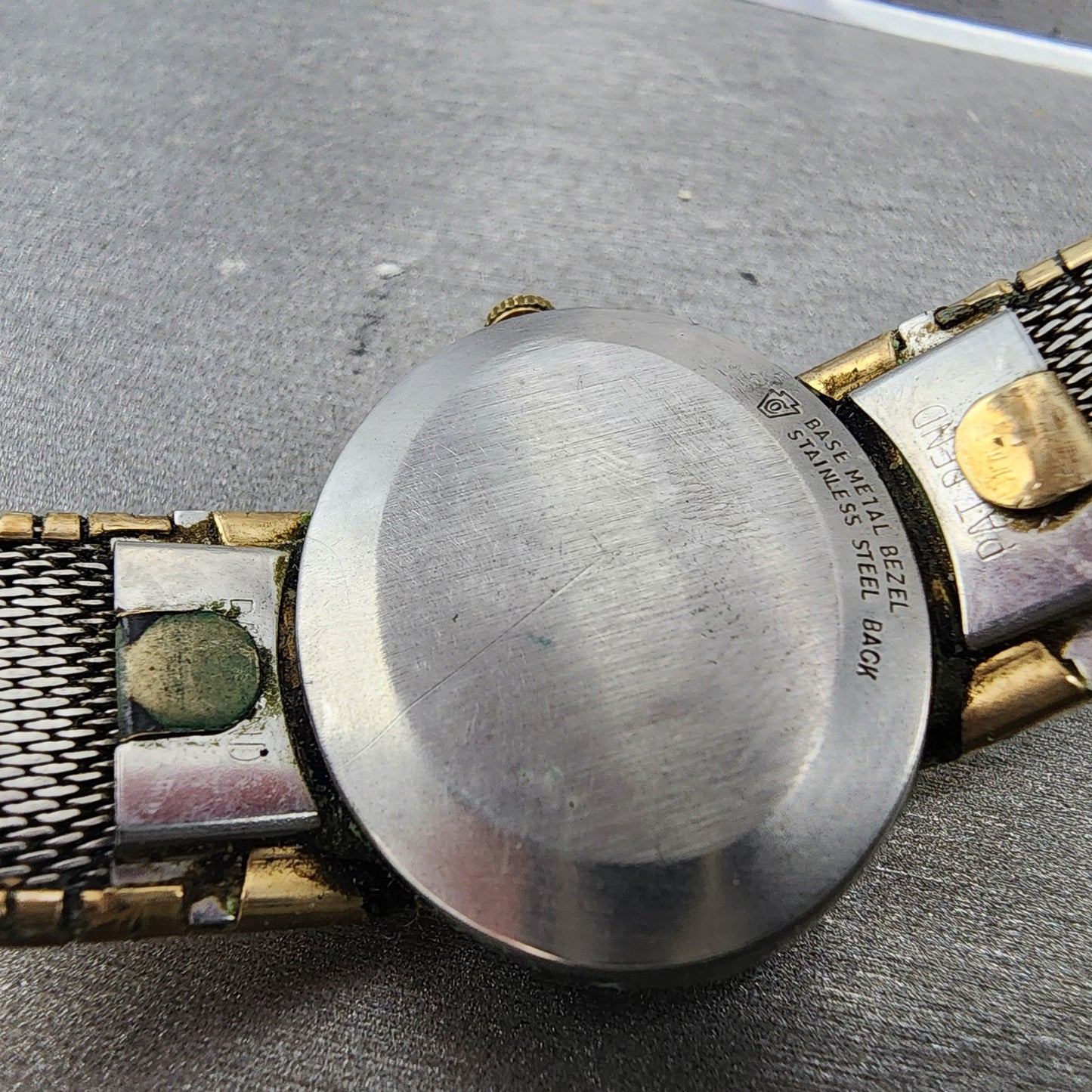 Wittnauer Watch Women 28mm Black Dial Gold Tone Oval Manual Wind Runs VTG10