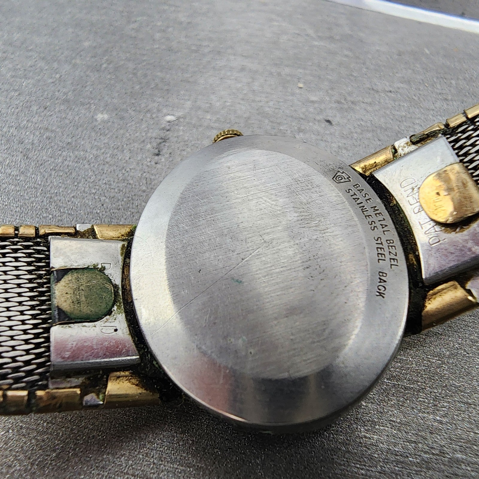 Wittnauer Watch Women 28mm Black Dial Gold Tone Oval Manual Wind Runs VTG10