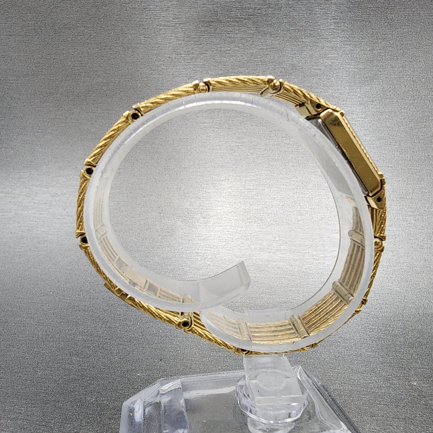 Seiko Tank Women 12mm Champagne Dial Gold Tone 2e205269 New Battery8