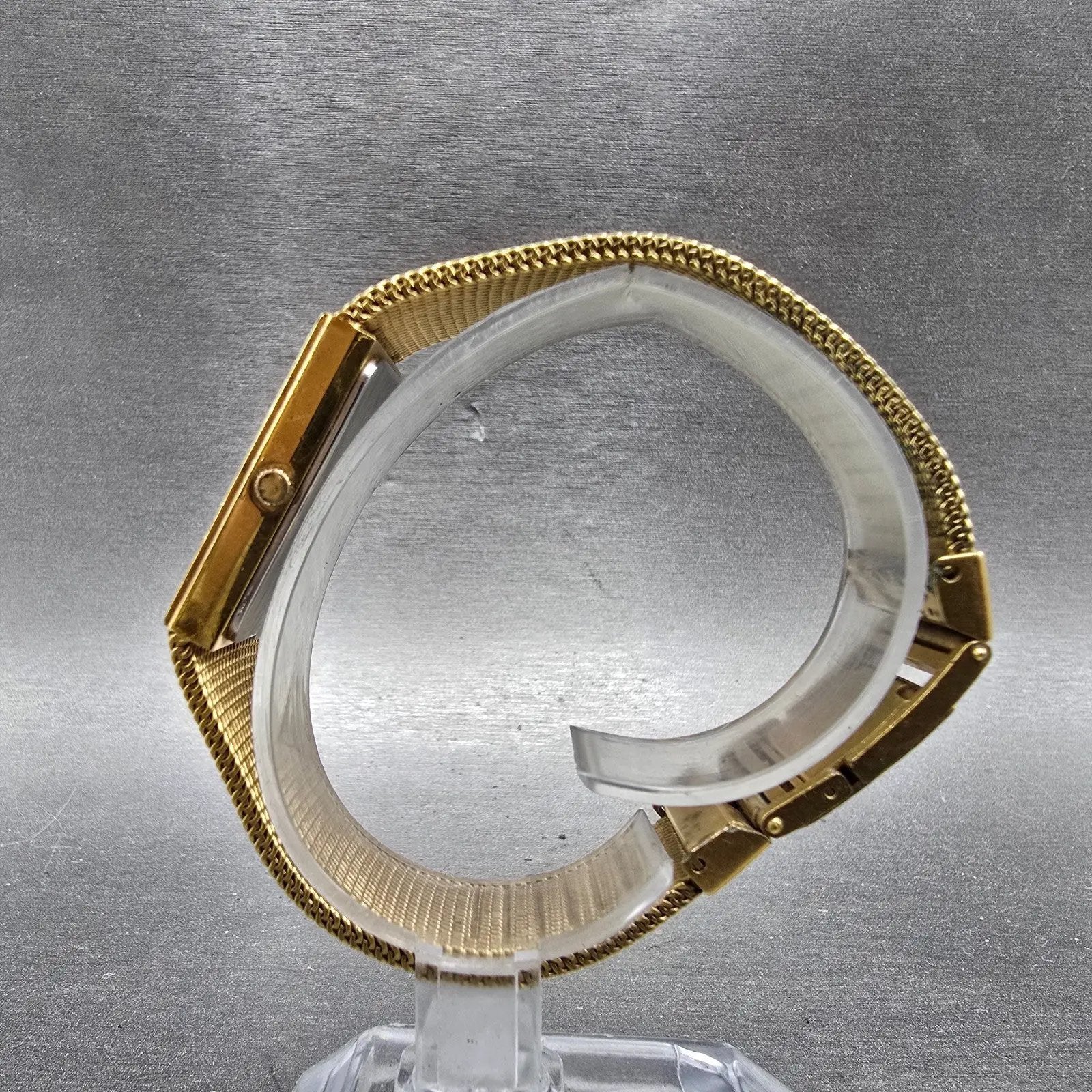 Wittnauer Watch Men 23mm Black Dial Gold Tone Rectangle SO2360 9782 New Battery6