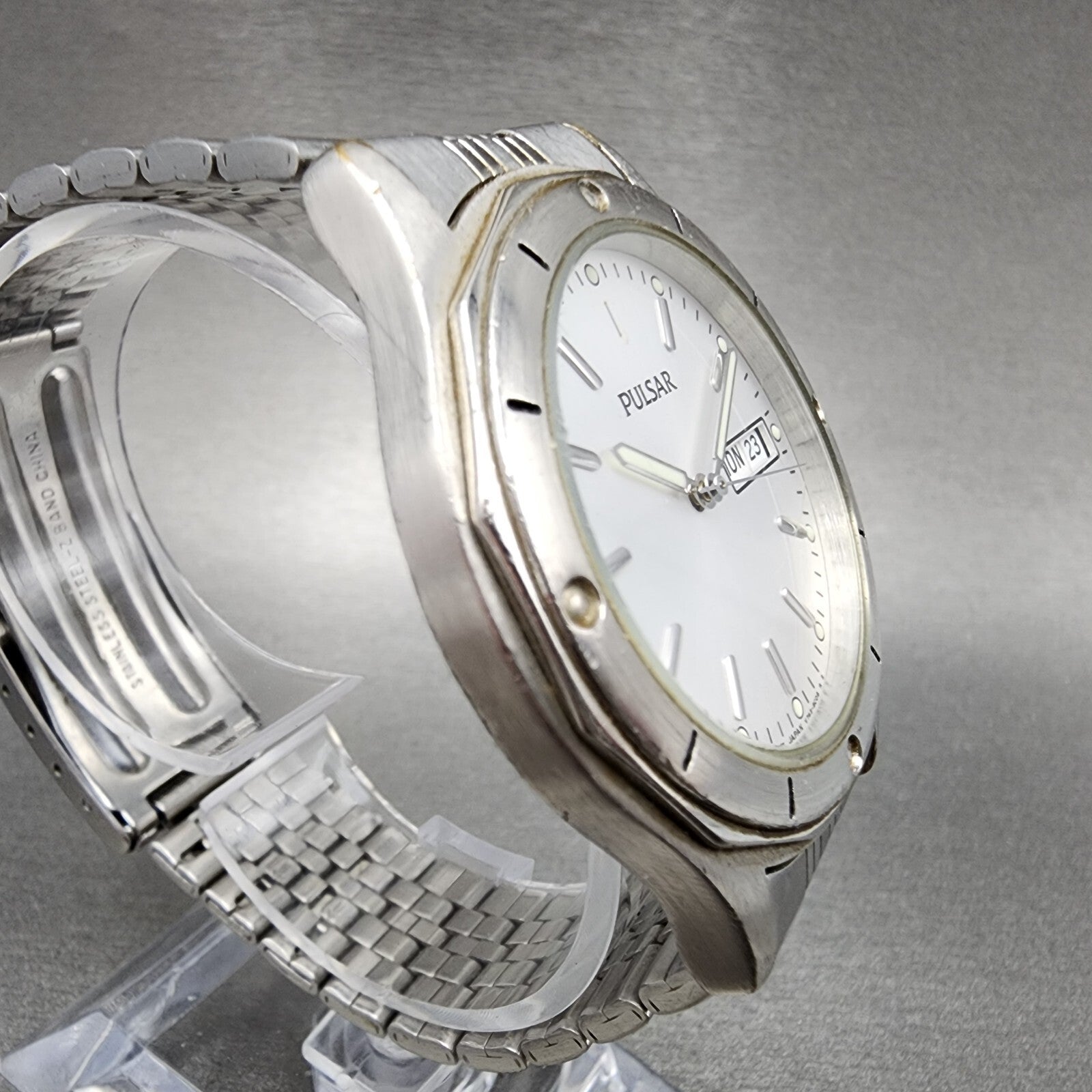 Pulsar Watch Men 38mm Silver Dial Silver Tone Daydate Round V7438A80 New Batt3