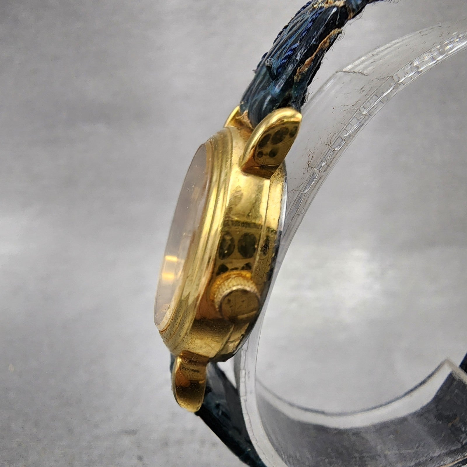 Citizen Freeway Watch Women 24mm Cream Dial Gold Tone Round New Battery VTG2