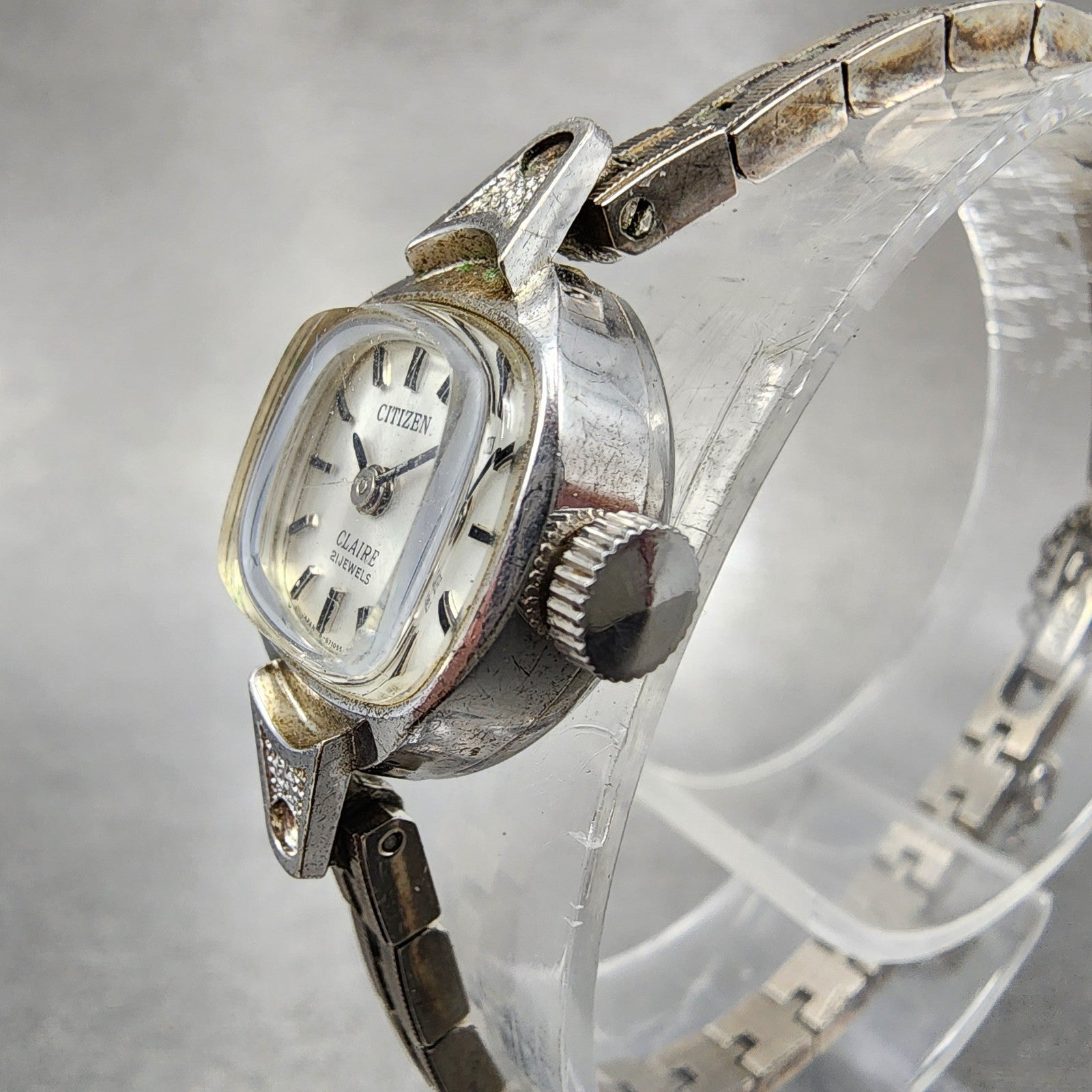 Citizen Claire Watch Women 15mm Silver Dial White Gold Plated Manual Wind Runs2