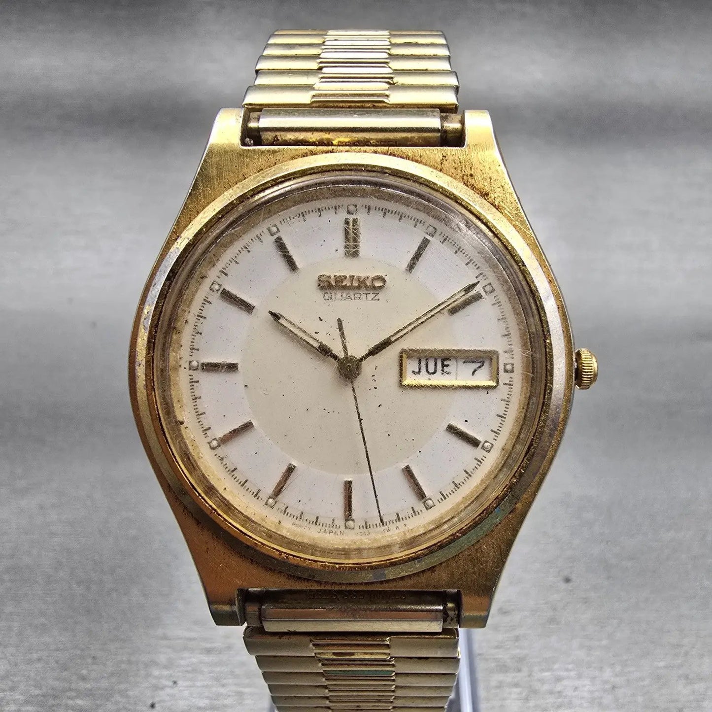 Seiko Watch Men 37mm Ivory Dial Gold Tone Daydate Round 7N43-8A20 New Battery0