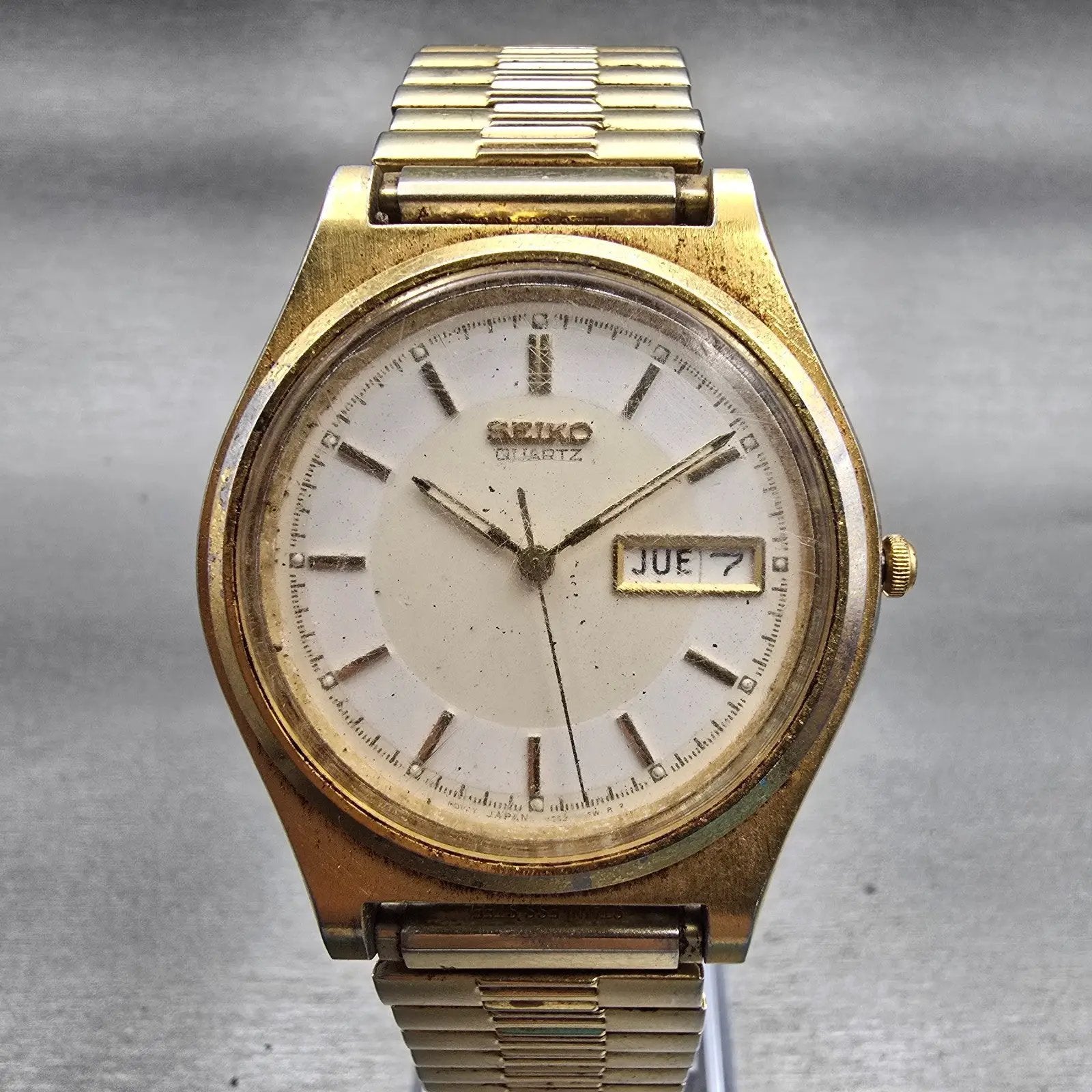 Seiko Watch Men 37mm Ivory Dial Gold Tone Daydate Round 7N43-8A20 New Battery0