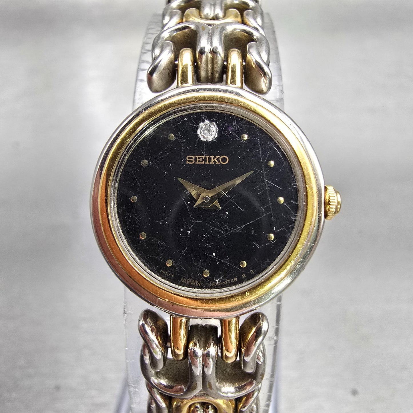 Seiko Watch Woman 20mm Black Dial Two Tone Round 1N00-1D99 New Battery Vintage0