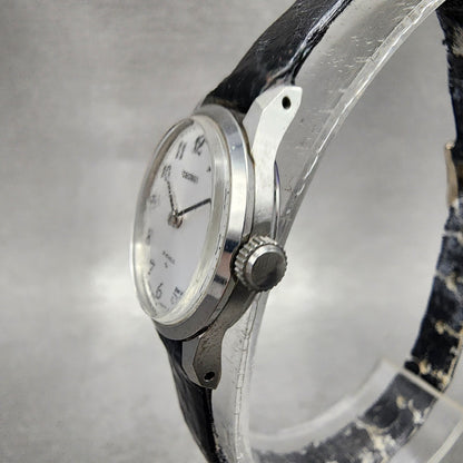 Seiko Watch Women 21mm Silver Dial Silver Tone Manual Round 22200020 Runs2