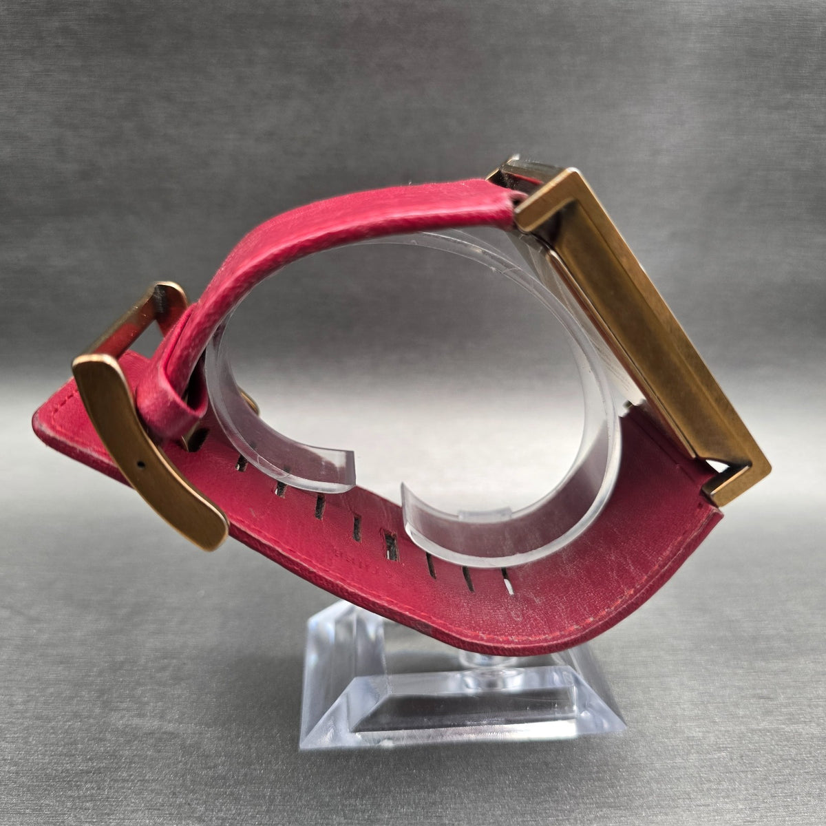 Nixon The Motif Watch Women 38mm Red Dial Gold Tone Rectangle New Battery8