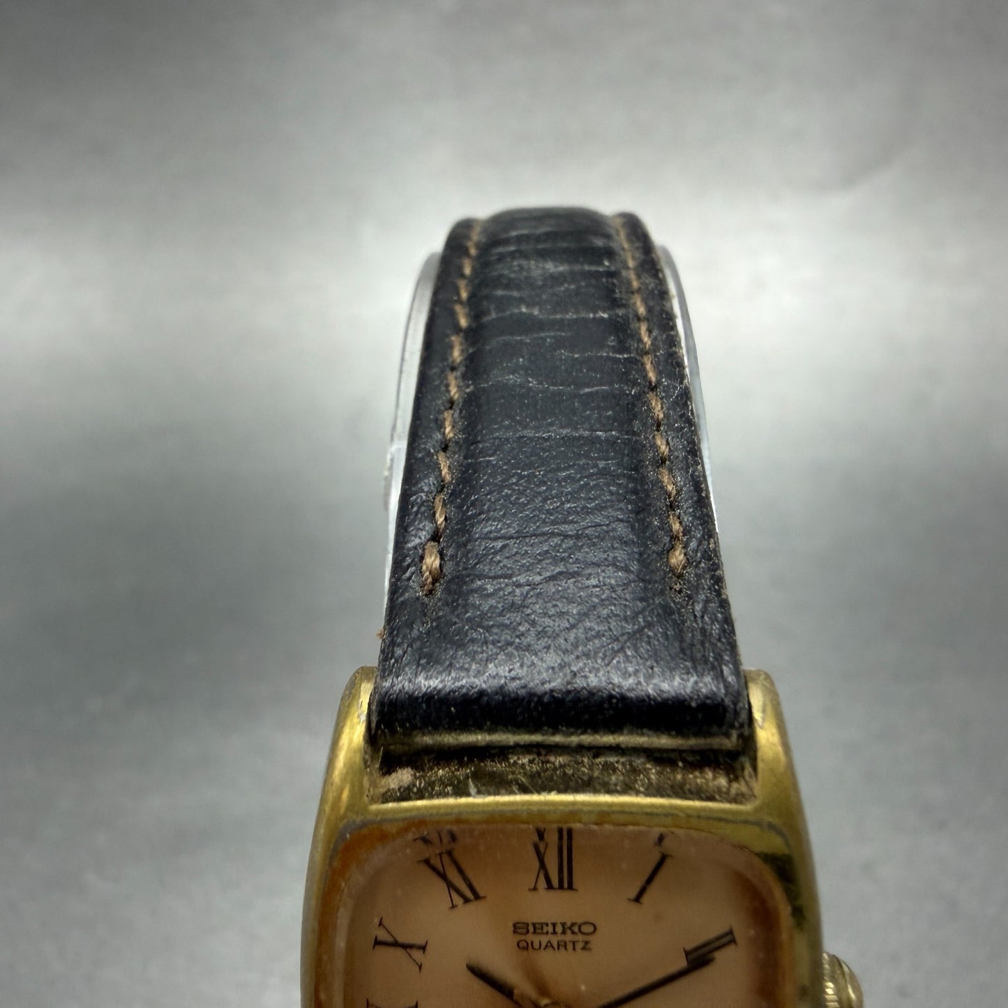 Seiko Tank Watch Men 20mm Champagne Dial Gold Tone Rectangle 2621-5220 New Batt4