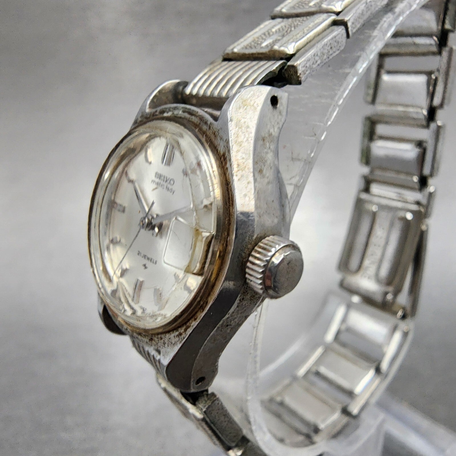 Seiko Matic Lady Watch Women 20mm Silver Dial Silver Tone Date 25170261 Runs2