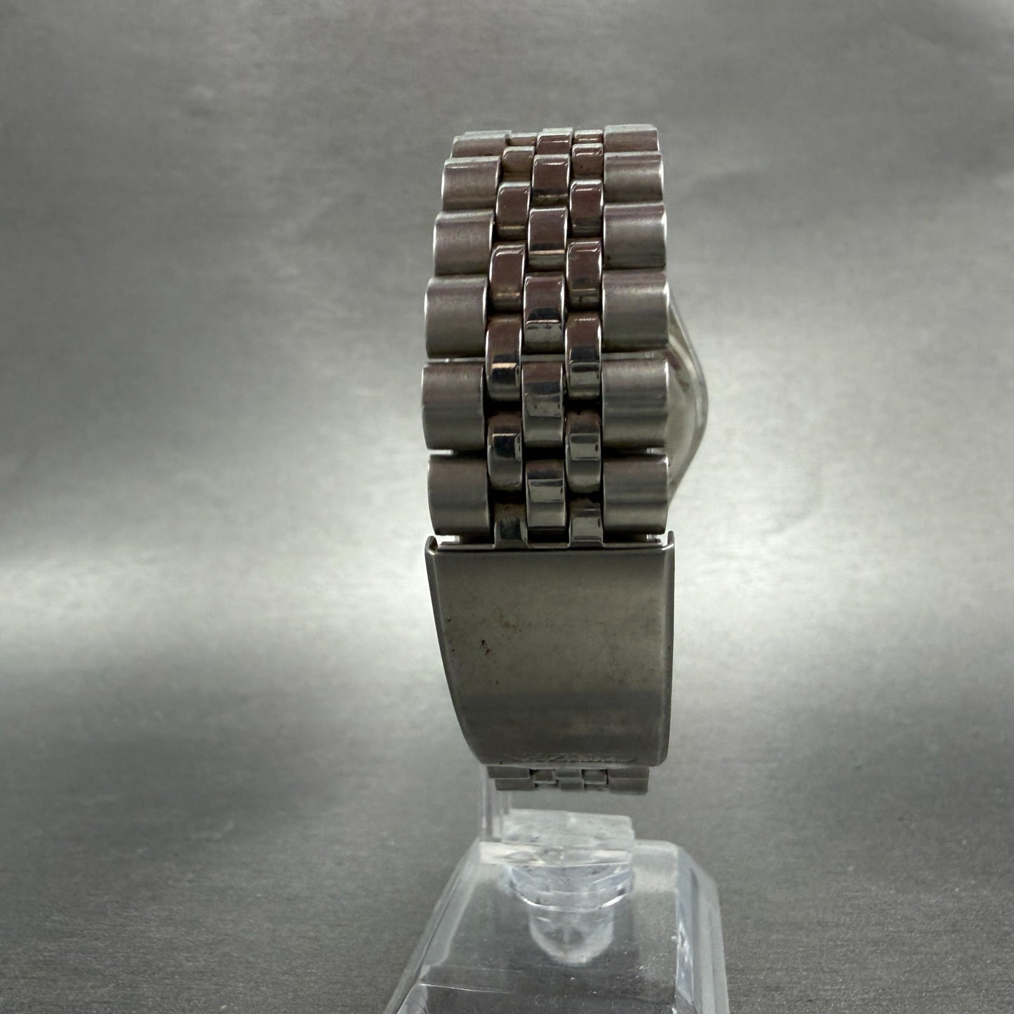 Citizen CQ Watch Men 36mm Silver Dial Silver Tone Daydate 6100-S96389 NewBattery7