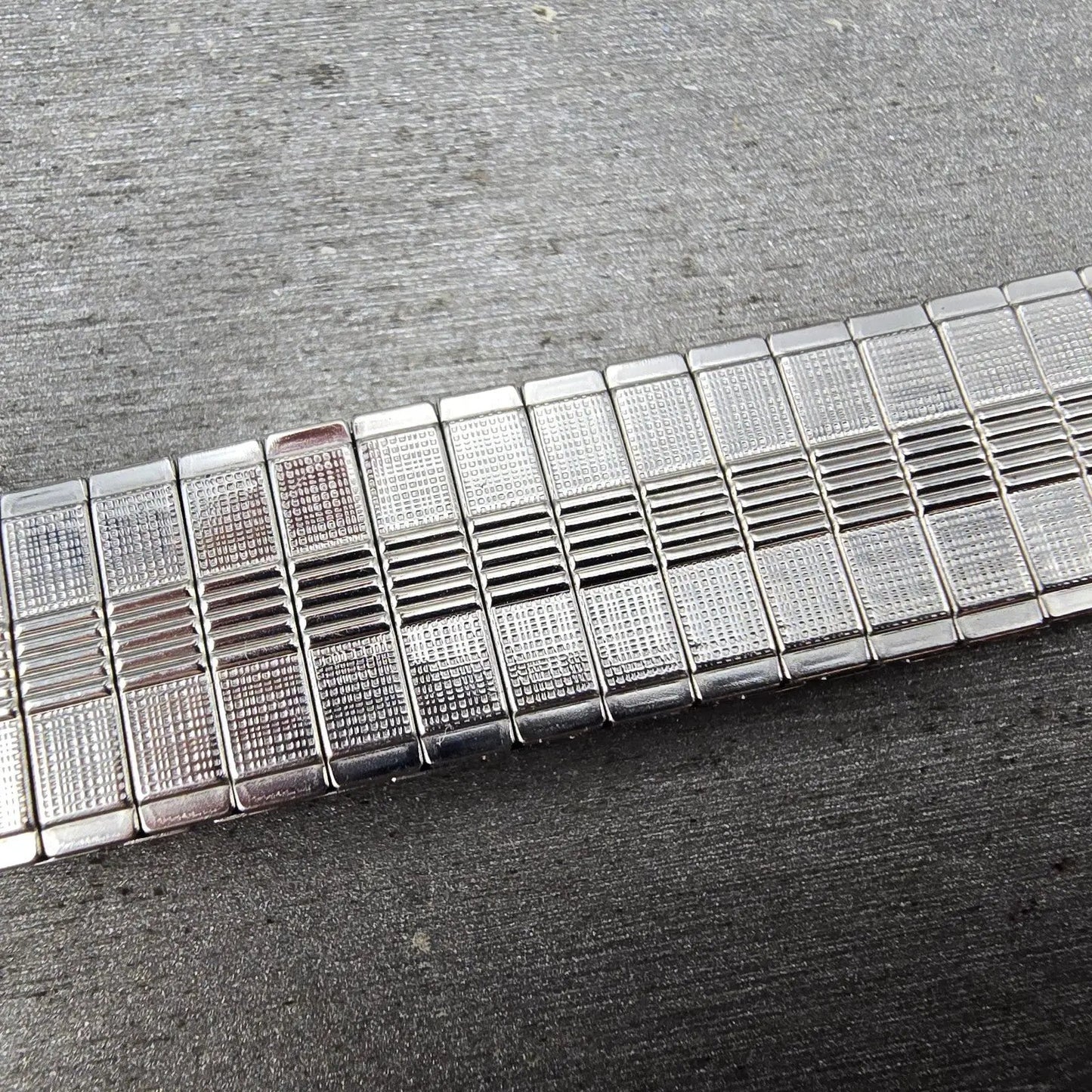 Navajo Sterling Silver Watch Band Tips 17mm Lizard Design Stretch Band VTG5