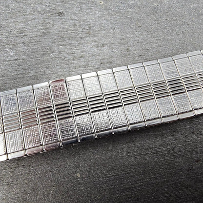 Navajo Sterling Silver Watch Band Tips 17mm Lizard Design Stretch Band VTG5