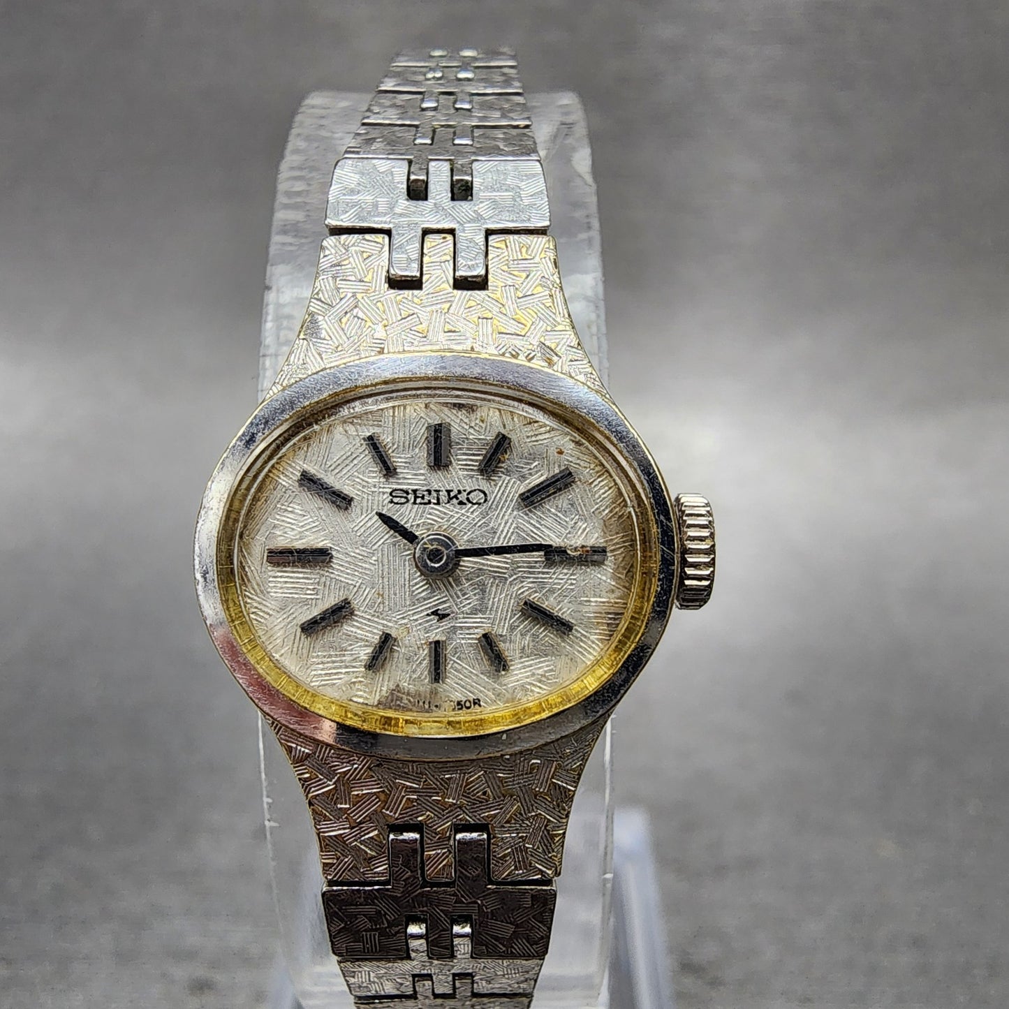 Seiko Watch Women 17mm Silver Dial Silver Tone Manual Round 117619 Runs VTG AB10