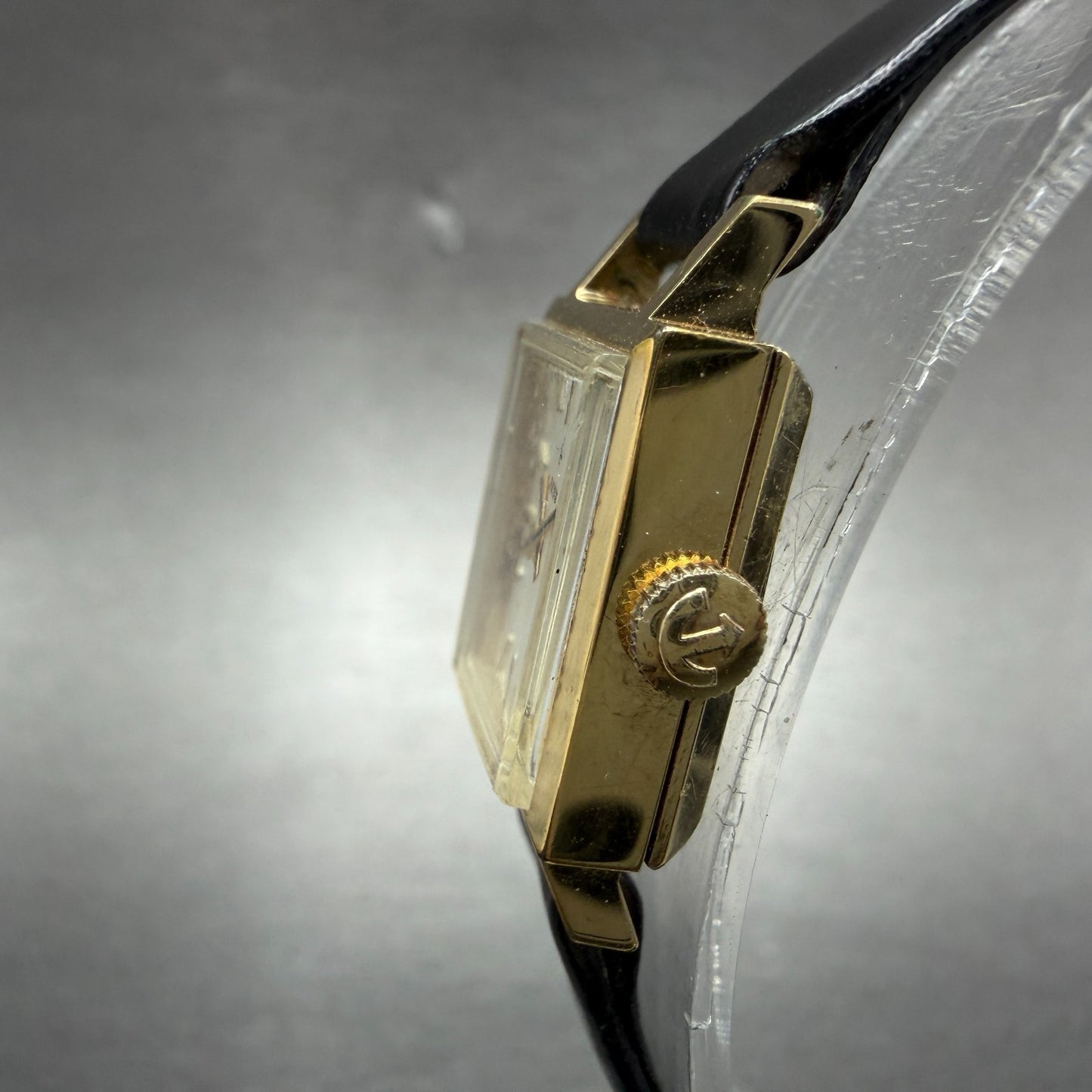 Rado Watch Women 15mm Champange Dial Gold Tone Rectangle Manual Wind Runs 53442