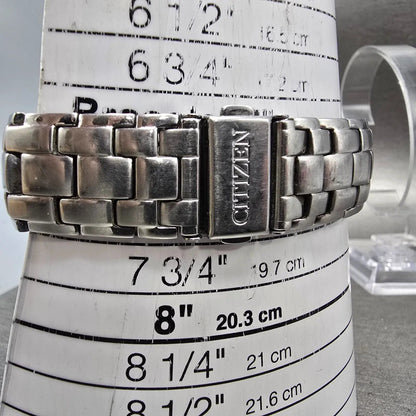Citizen Eco-Drive Watch Men 39mm Silver Dial Silver Tone Date E111-S022240 RunsT10