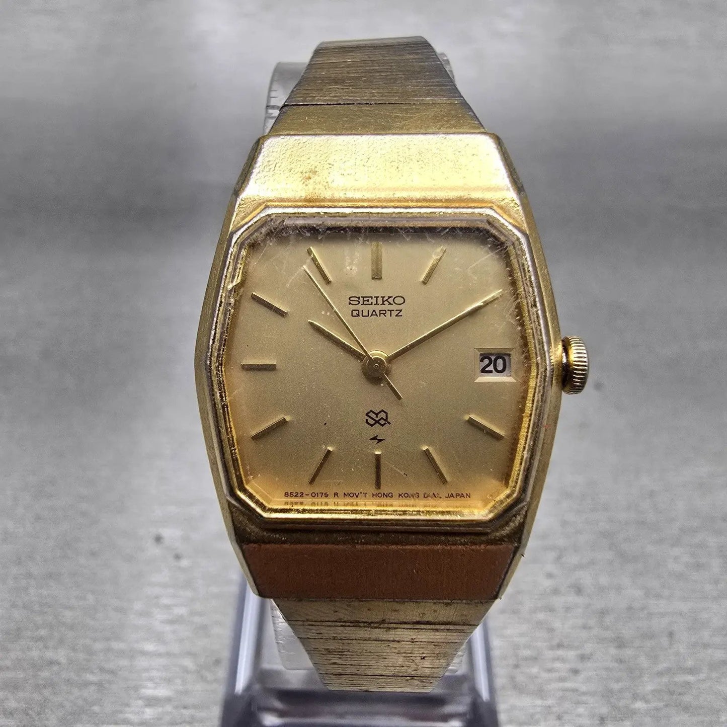 Seiko SQ Watch Women 22mm Champagne Dial Gold Tone Hexagon Date 8522-5059 NewBat0
