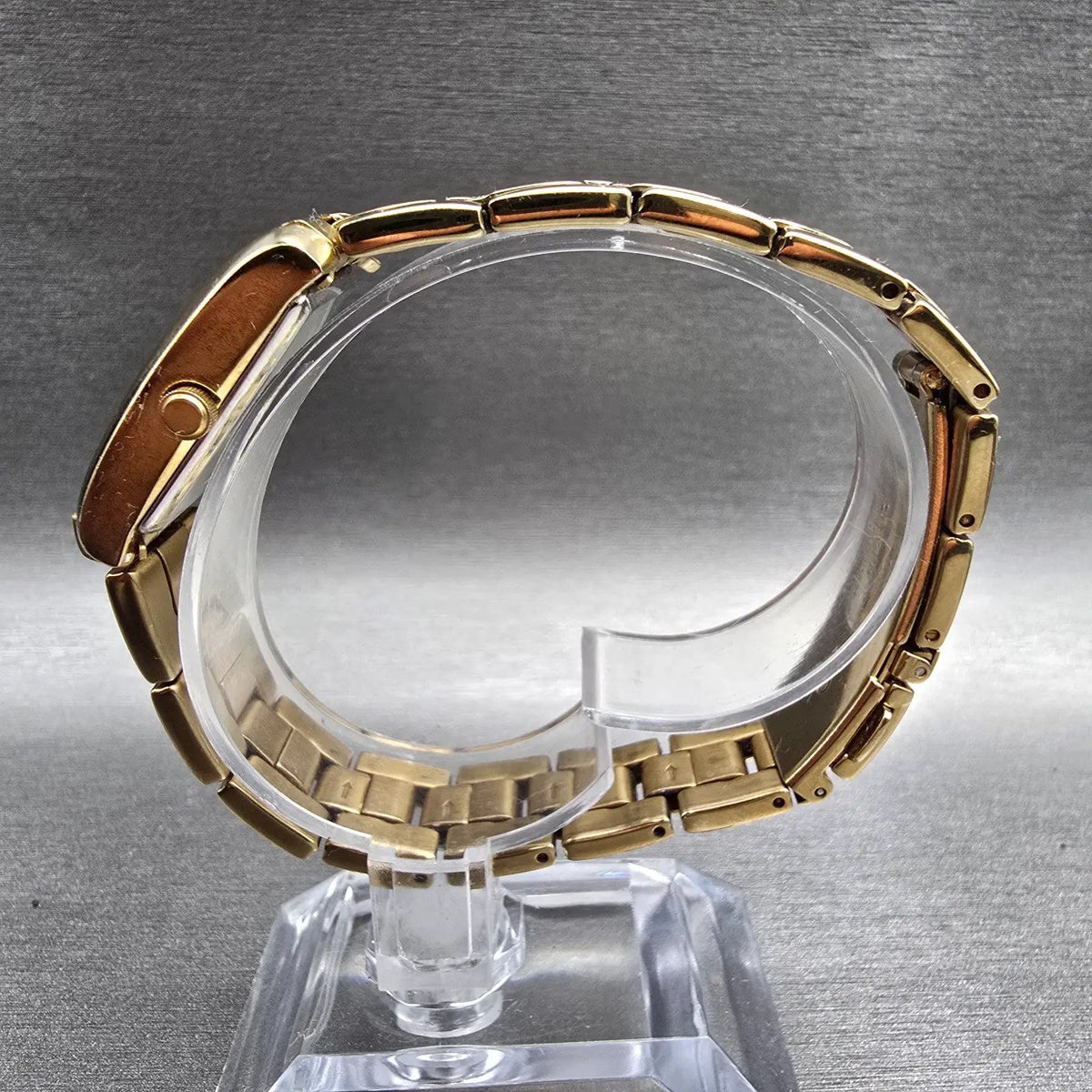 Citizen Tank Watch Men 22mm Cream Dial Gold Tone Rectangle 5930-S99132 New Batt6