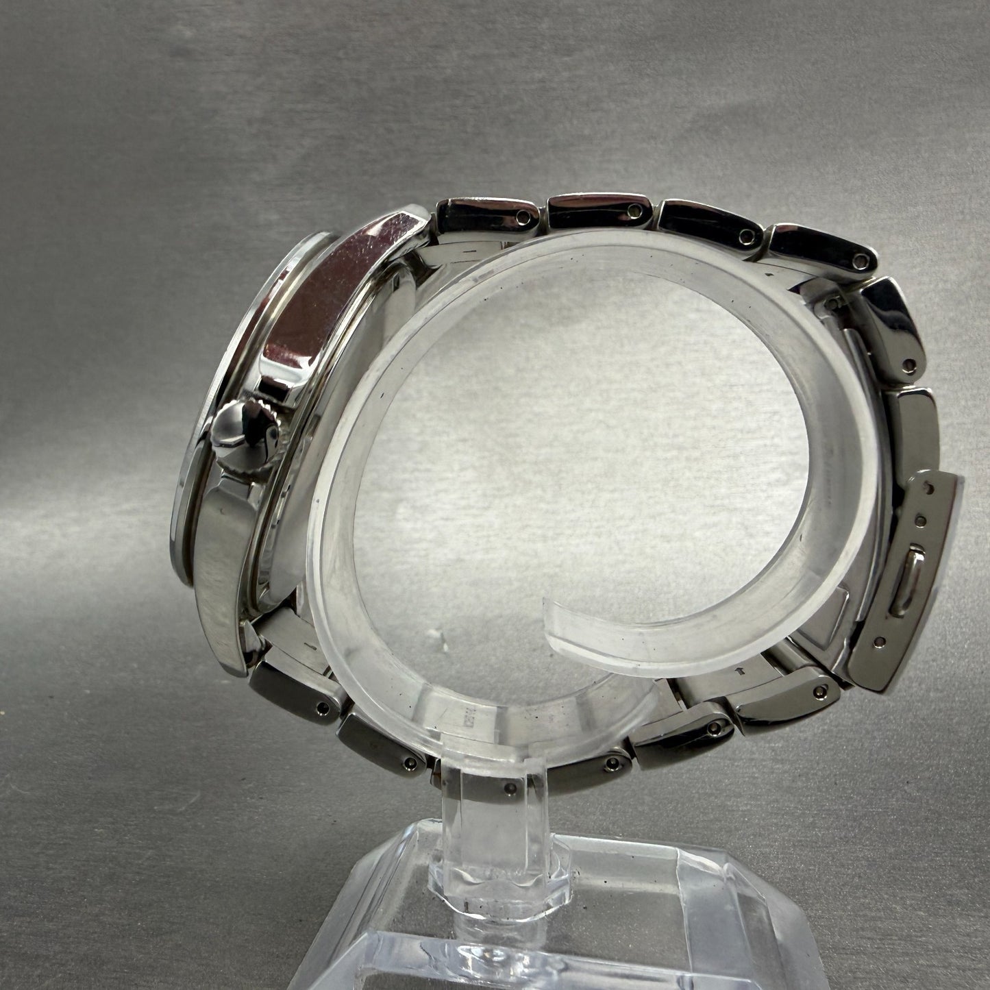 Seiko Solar Watch Men 42mm Blue Dial Silver Tone Date Round V157-0CP0 Runs6